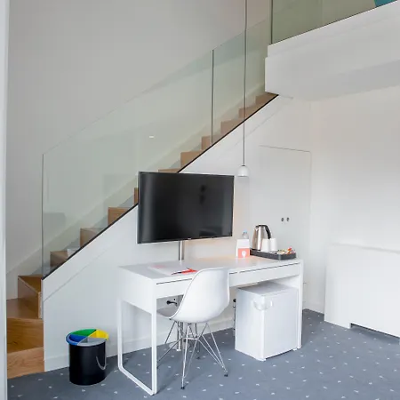 Centro Chiado Otel 4*