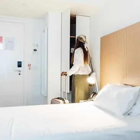 Centro Chiado 4* ליסבון