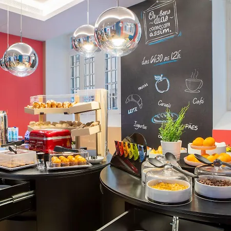 Centro Chiado فندق