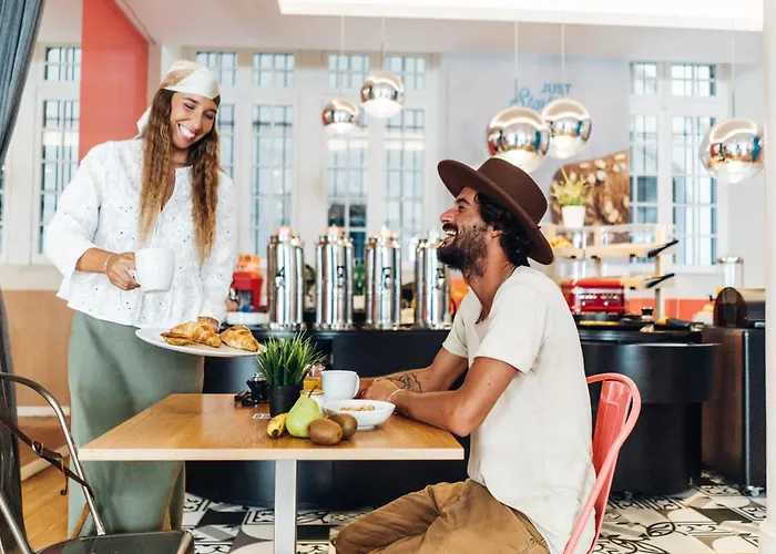 Centro Chiado 4* Lisbon